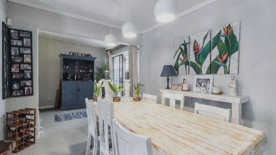 3 Bedroom Property for Sale in Abbotsford Eastern Cape